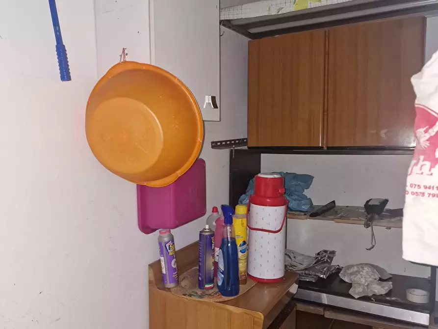 Immagine 37 di Quadrilocale in vendita  in Str. Tiberina Nord 159 a Perugia