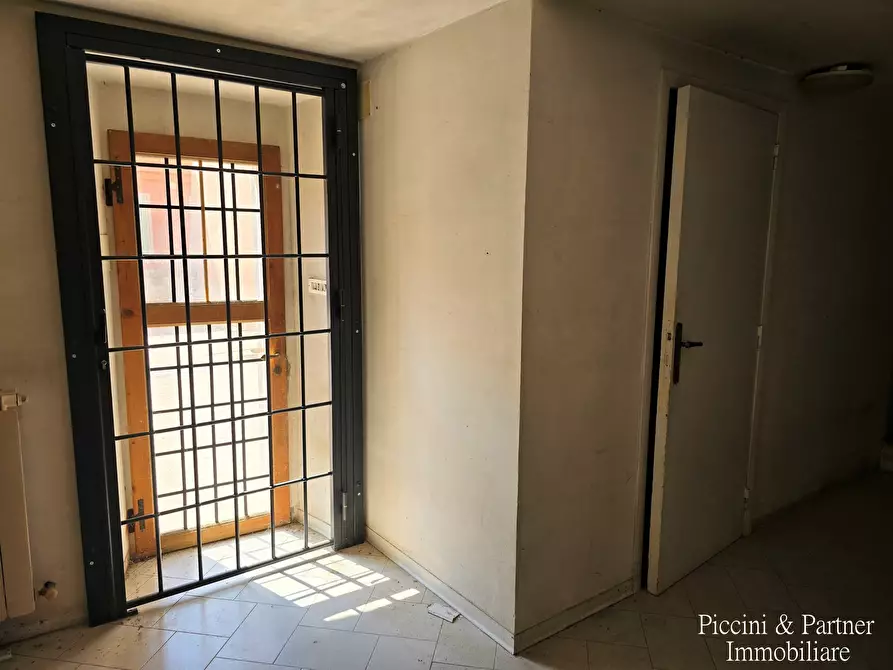 Immagine 13 di Pentalocale in vendita  in Via San Giovanni del Fosso 14 a Perugia