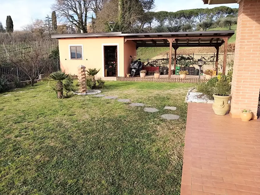 Immagine 46 di Casa bifamiliare in vendita  in Via Todi 23 a Perugia