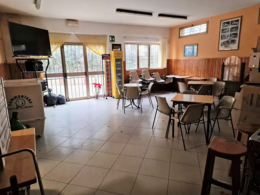 Immagine 11 di Bar / Ristorante in vendita  in Via Nazionale 37 a Castiglione Del Lago