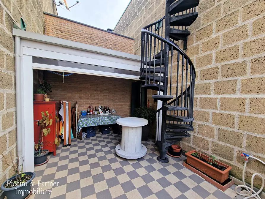 Immagine 50 di Attico in vendita  in Via della Robbia a Città Di Castello