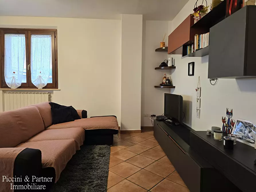 Immagine 26 di Pentalocale in vendita  in Via di Pretola a Paciano