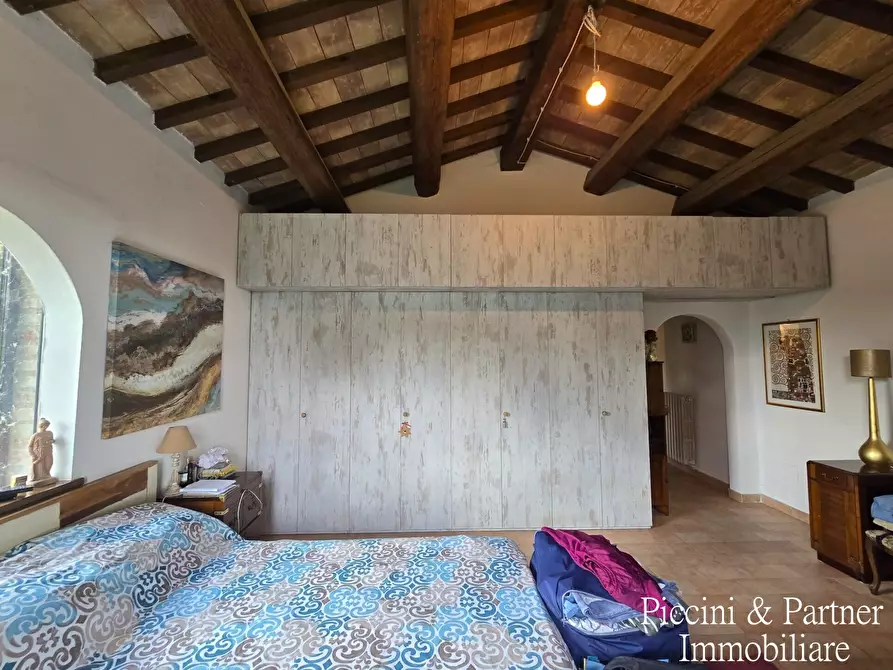 Immagine 44 di Rustico / casale in vendita  in Strada Ponte Resina - Monte Acutello 1 a Perugia