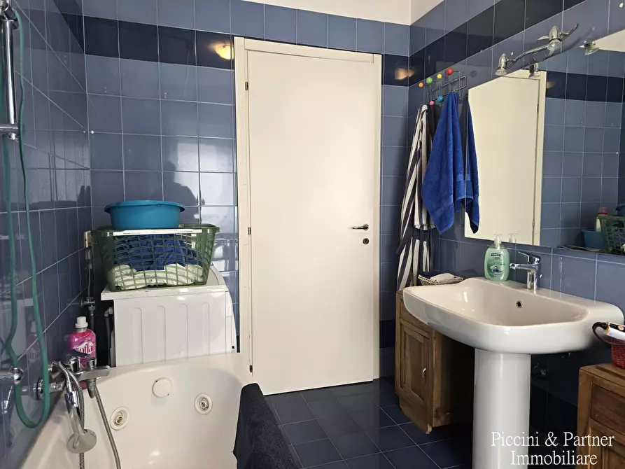 Immagine 56 di Attico in vendita  in Via Martiri dei Lager 156 a Perugia