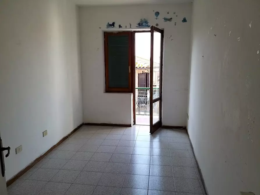 Immagine 14 di Trilocale in vendita  in Piazza Balilla 11 a Castiglione Del Lago