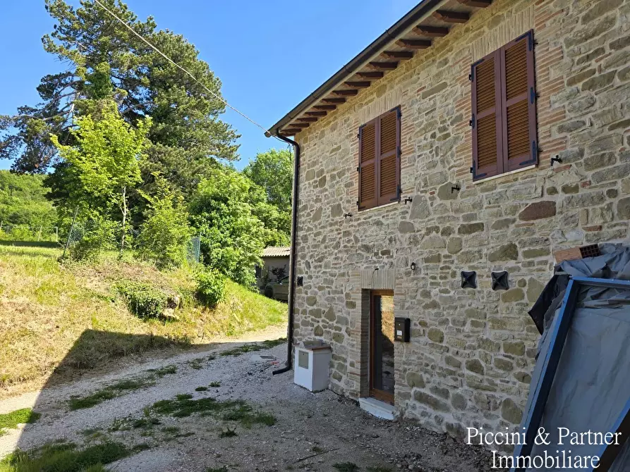 Immagine 64 di Rustico / casale in vendita  a Assisi