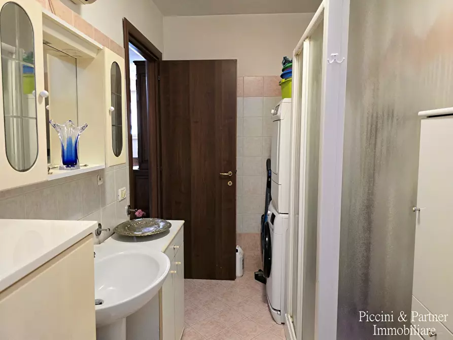 Immagine 79 di Villa in vendita  in Via Lillacci a Perugia