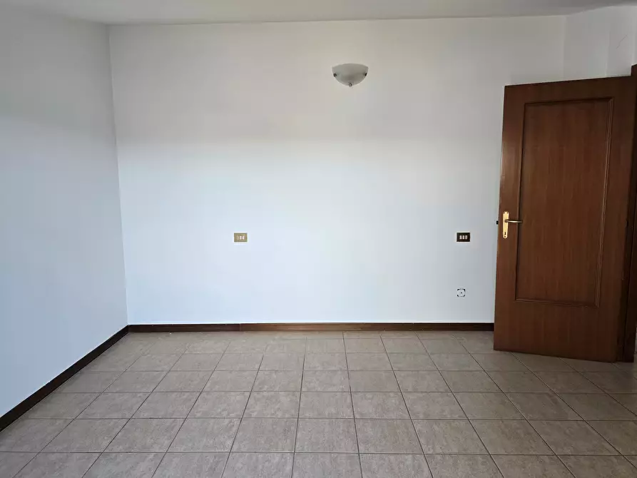 Immagine 40 di Quadrilocale in vendita  in Strada del Giglio a Perugia