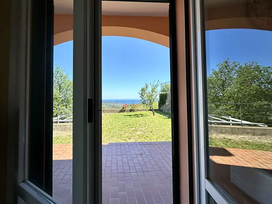 Immagine 6 di Trilocale in vendita  in Borgata Ascheri 15 a Diano Arentino