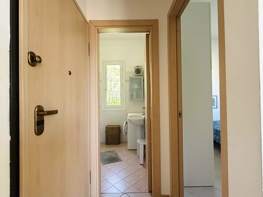 Immagine 21 di Bilocale in vendita  in Via San Bernardo a Diano Arentino