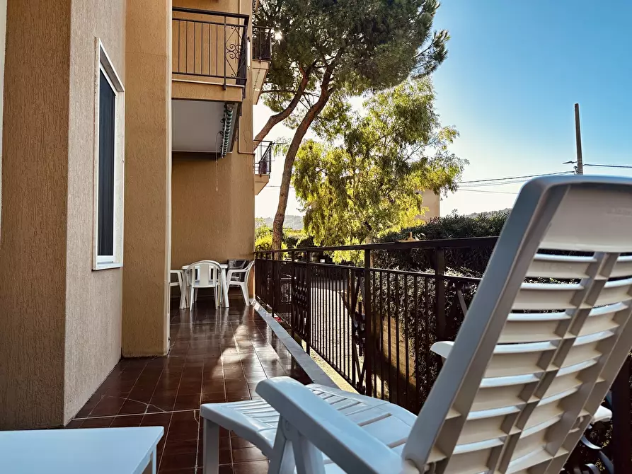 Immagine 20 di Bilocale in vendita  in via Giaiette 54 a Diano Marina