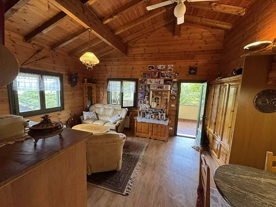 Immagine 18 di Casa bifamiliare in vendita  in Via Gramegna 7 a Castellaro