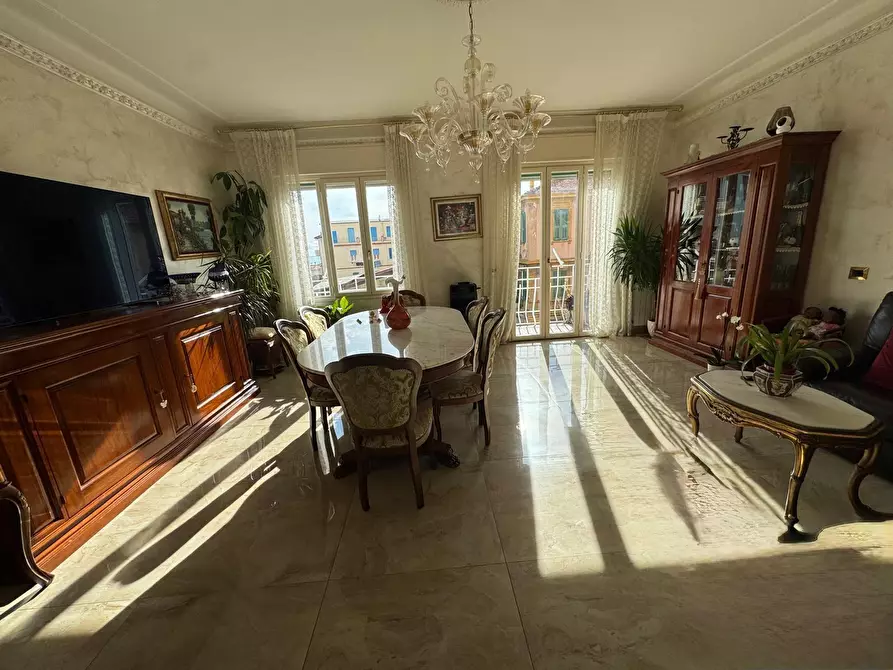 Immagine 3 di Quadrilocale in vendita  in Corso Cavallotti 209 a San Remo