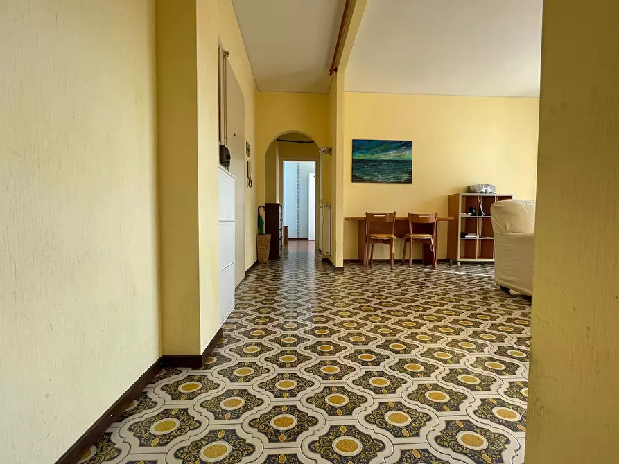 Immagine 3 di Trilocale in vendita  in Via Lamarmora a San Remo