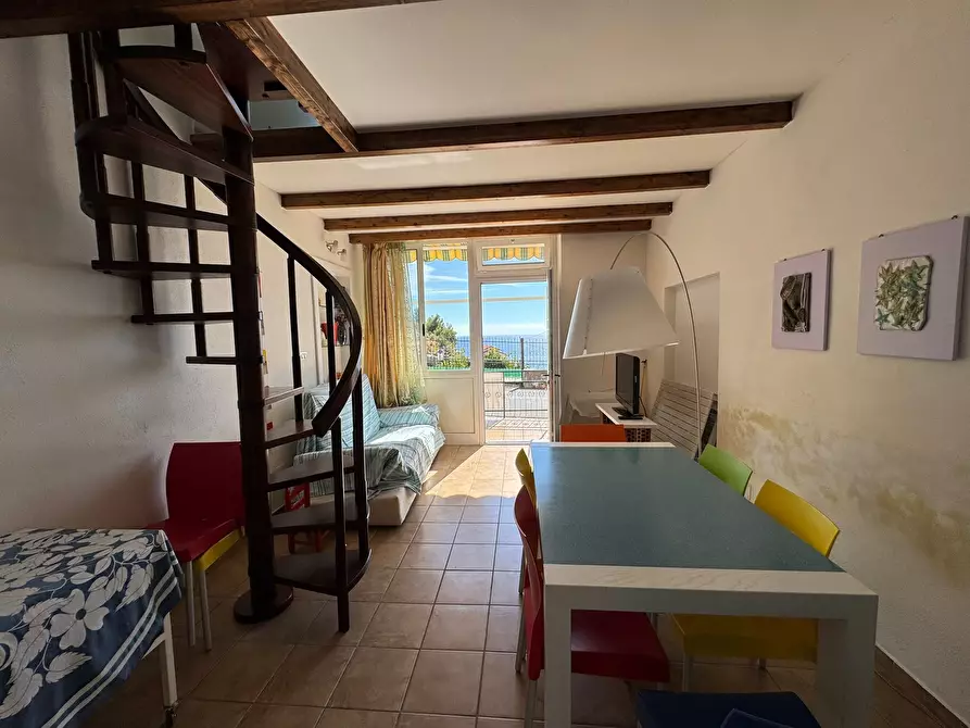 Immagine 12 di Bilocale in vendita  in Via Val D'Olivi 379 a San Remo