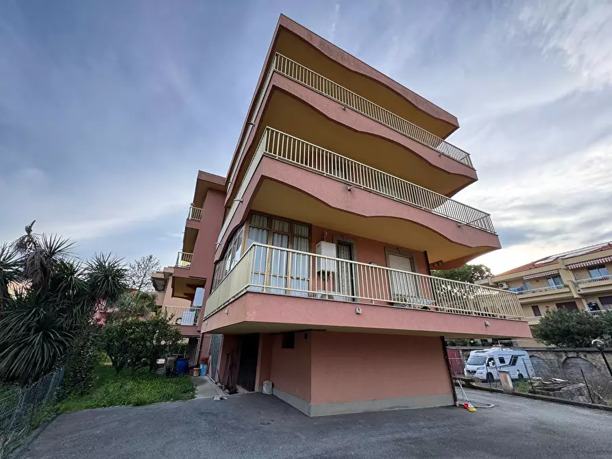 Immagine 1 di Attico in vendita  in via aurelia a Bordighera