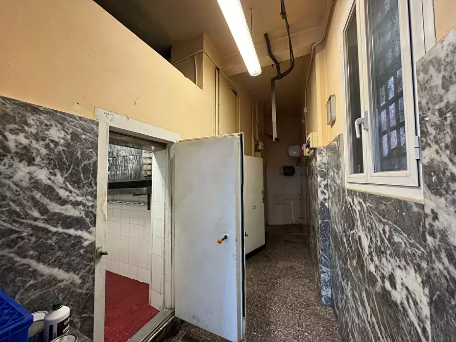 Immagine 13 di Locale commerciale in affitto  in Via Lamarmora 13 a San Remo