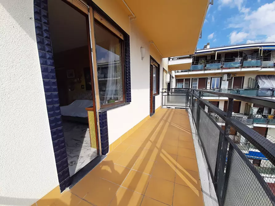 Immagine 3 di Trilocale in vendita  in Strada Borgo Tinasso 81 a San Remo