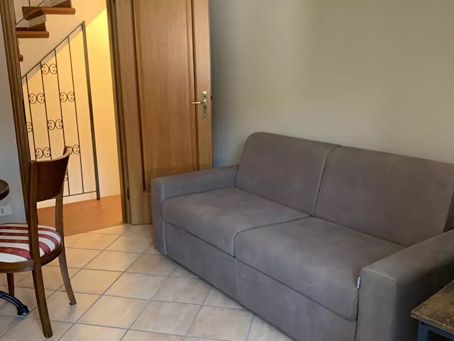 Immagine 1 di Terratetto in affitto  a Camaiore