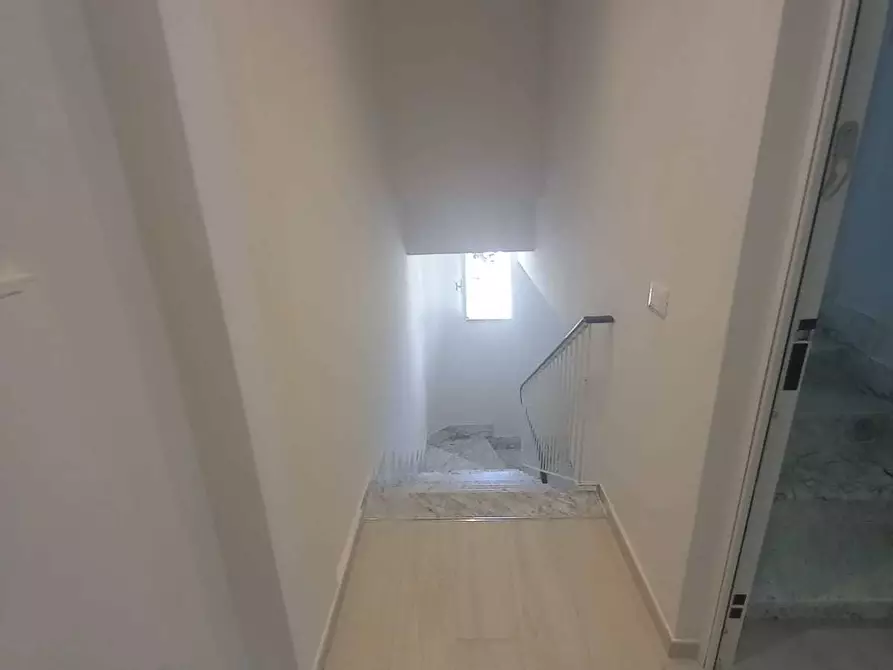 Immagine 2 di Trilocale in affitto  a Viareggio