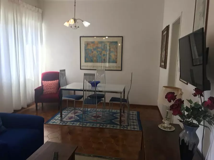 Immagine 2 di Quadrilocale in affitto  a Pietrasanta
