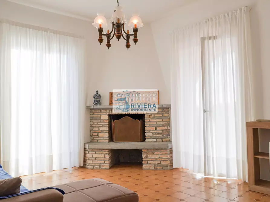 Immagine 4 di Porzione di casa in vendita  a San Remo