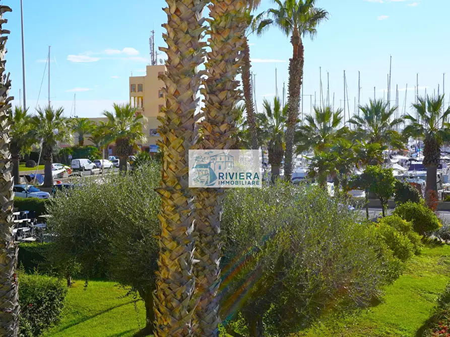 Immagine 33 di Bilocale in vendita  in Via Gianni Cozzi 1 a Santo Stefano Al Mare