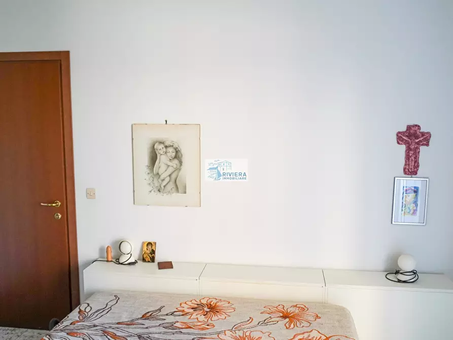 Immagine 41 di Bilocale in vendita  in Via Aurelia Ponente 102 Bis a Santo Stefano Al Mare