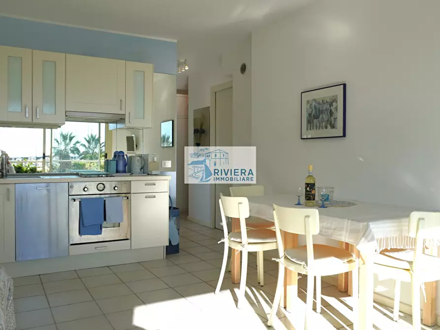 Immagine 42 di Bilocale in vendita  in Via Gianni Cozzi 1 a Santo Stefano Al Mare