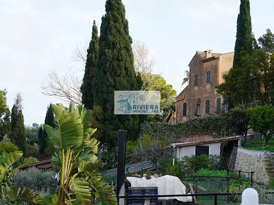 Immagine 63 di Porzione di casa in vendita  a San Remo