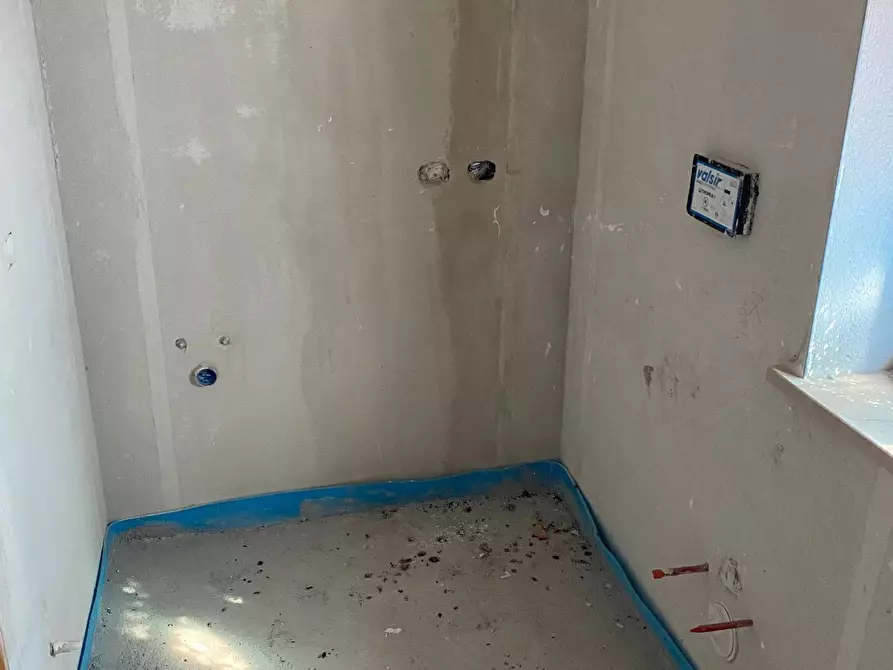 Immagine 12 di Pentalocale in vendita  in Via Piave 73 a Lanciano