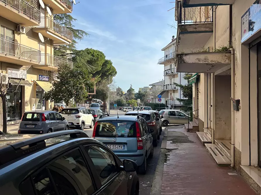 Immagine 13 di Locale commerciale in affitto  in via milano 48 a Lanciano