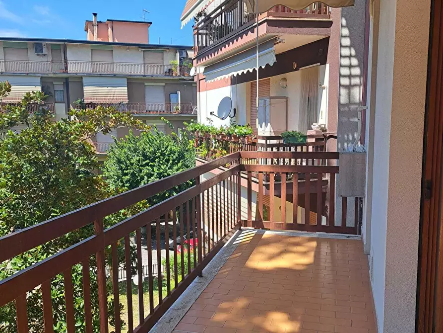 Immagine 1 di Pentalocale in vendita  in Via Martiri VI Ott. 73A a Lanciano