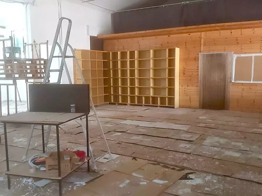 Immagine 14 di Attività artigianale in affitto  in Via Papa Giovanni XXIII' 2 a Frisa