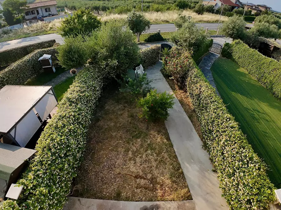 Immagine 36 di Villetta a schiera in vendita  in Via Provinciale della Rocca 44 a Santa Maria Imbaro