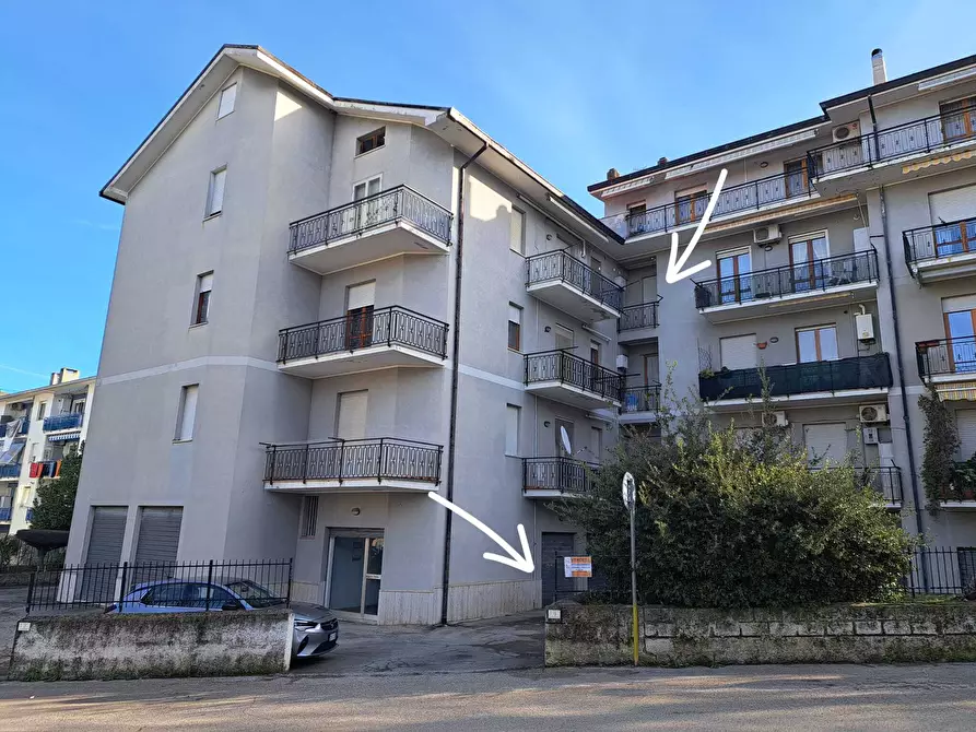 Immagine 35 di Pentalocale in vendita  in Via Martiri VI Ott. 90 a Lanciano