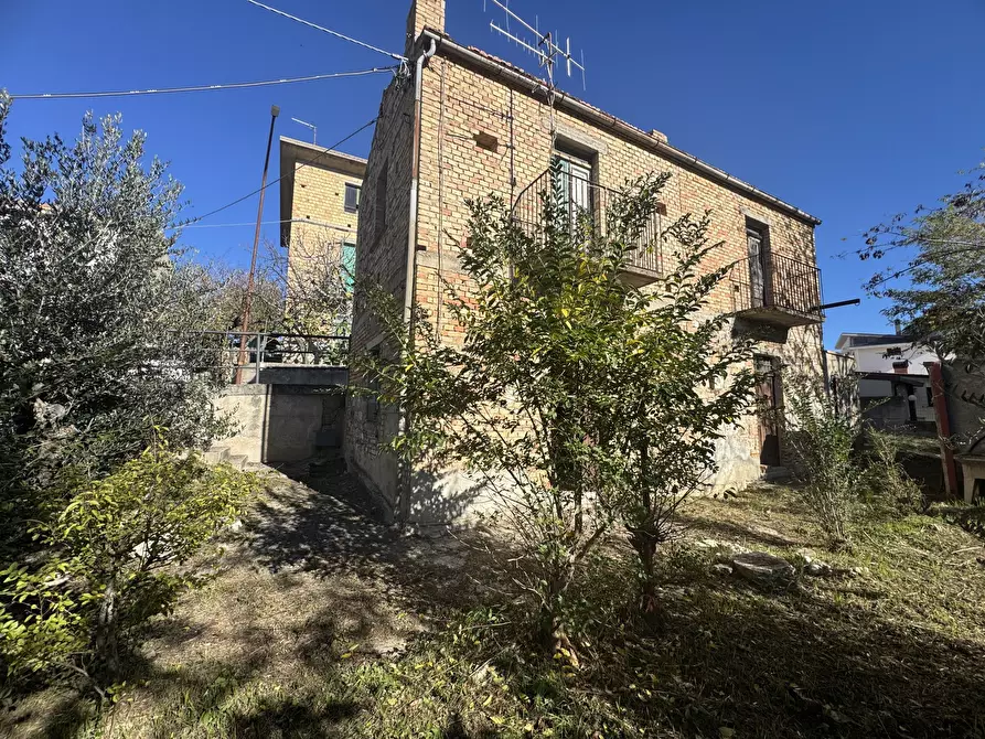Immagine 1 di Rustico / casale in vendita  a Atessa