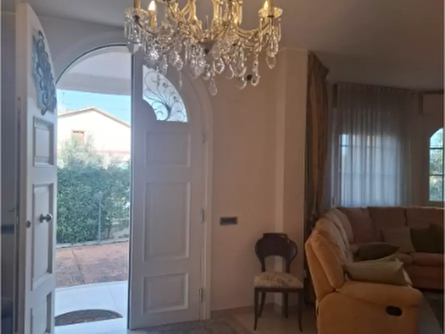 Immagine 51 di Villa in vendita  a Lanciano