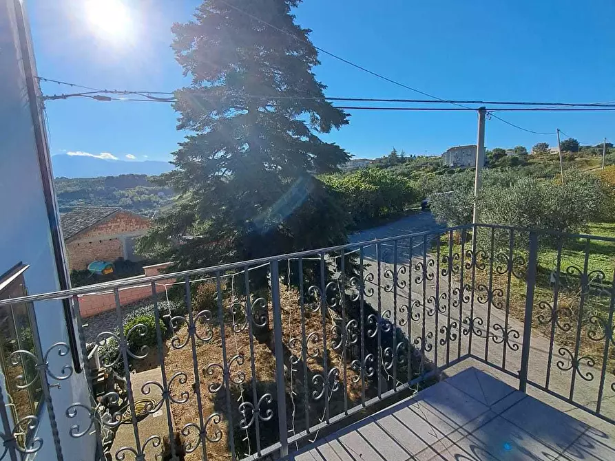 Immagine 51 di Rustico / casale in vendita  in via colle della fonte 94 a Frisa