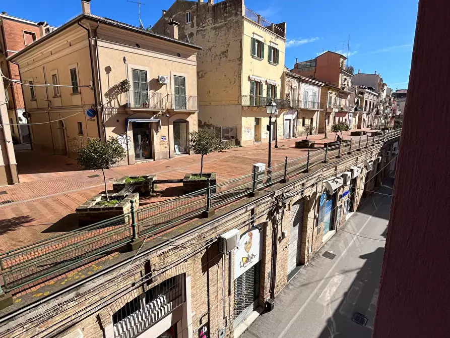 Immagine 39 di Pentalocale in vendita  in Corso Trento e Trieste 43 a Lanciano