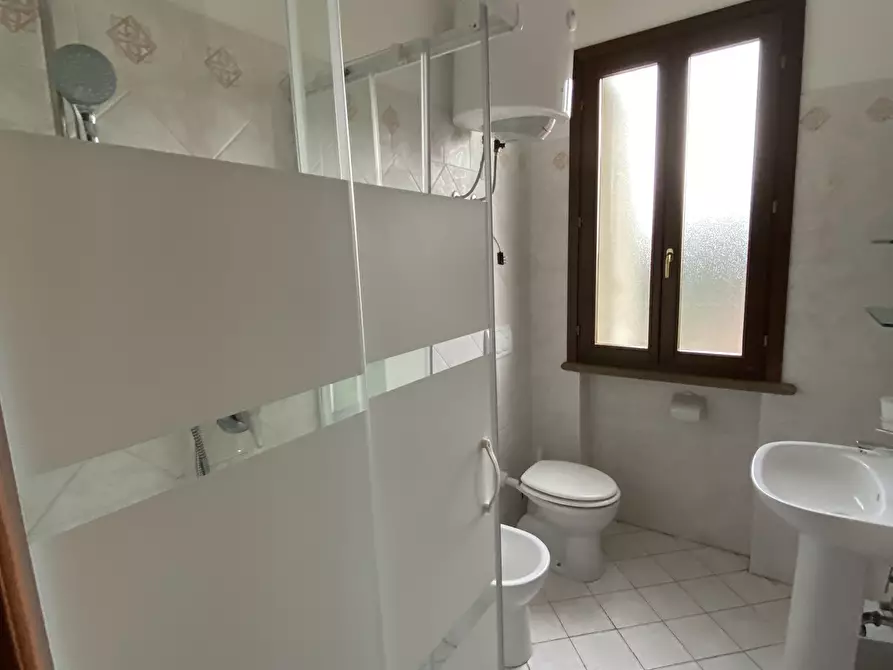 Immagine 6 di Appartamento in vendita  in Via dell'Astronomia a Cecina