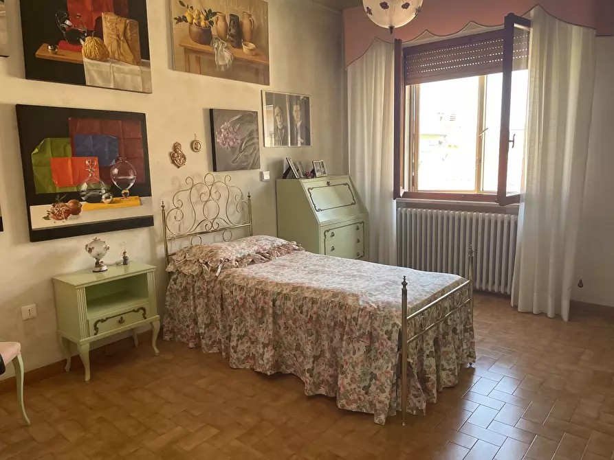 Immagine 9 di Casa indipendente in vendita  in Via Monte Grappa a Cecina