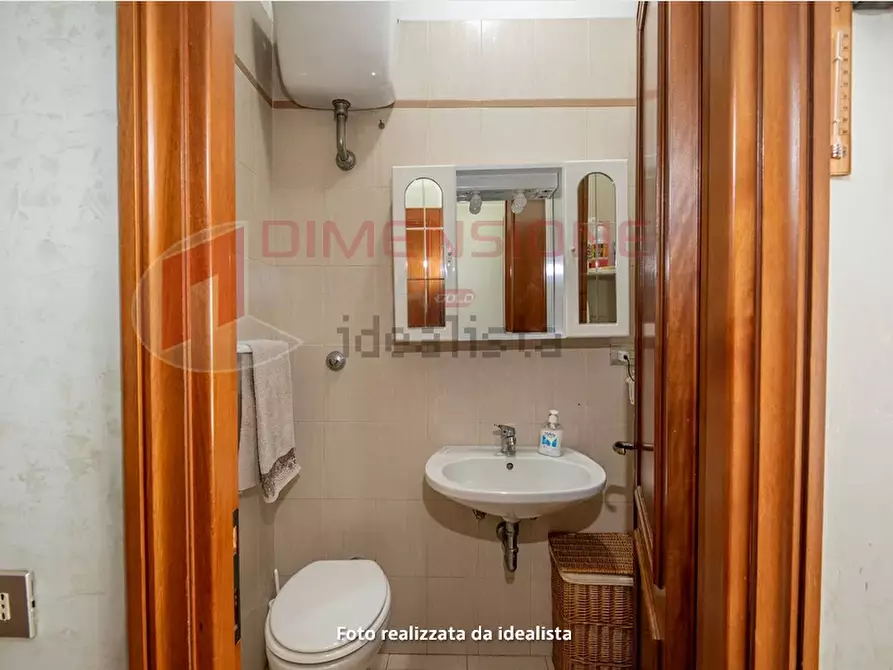 Immagine 9 di Trilocale in vendita  in Via Dameta a Roma