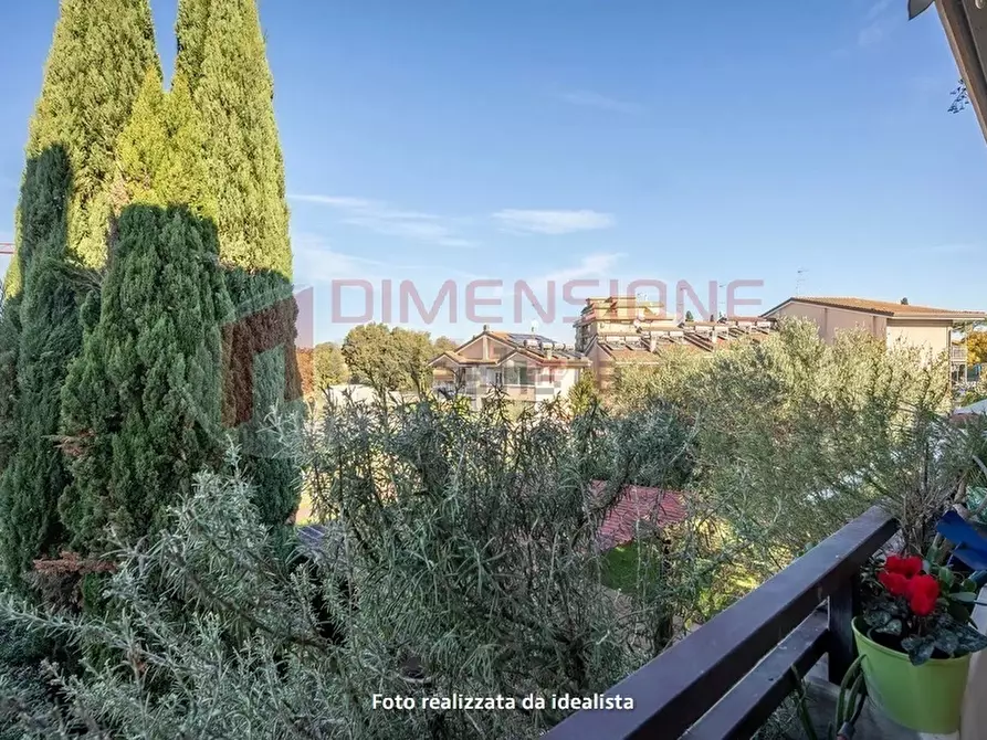 Immagine 25 di Trilocale in vendita  in via del fosso scilicino a Roma