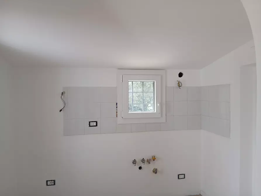 Immagine 133 di Rustico / casale in vendita  in Via Campagnanese 874 a Morlupo