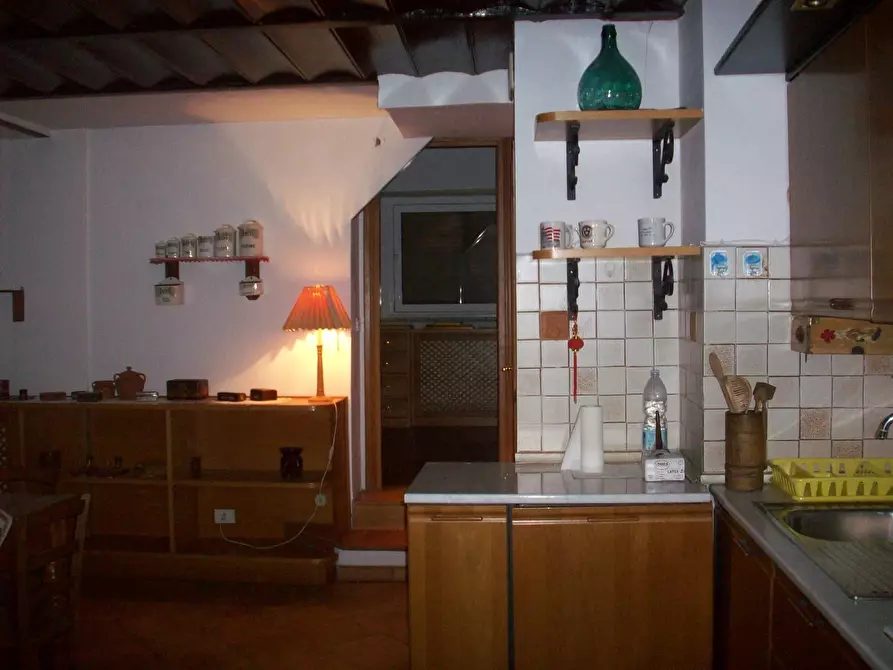 Immagine 4 di Quadrilocale in vendita  in Via della Madonnella 11 a Morlupo