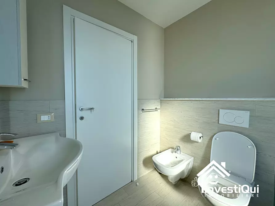 Immagine 24 di Bilocale in vendita  in Via XXV Aprile 189 a Pietra Ligure