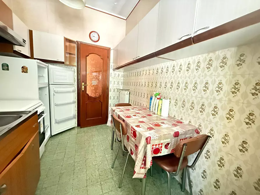 Immagine 21 di Quadrilocale in vendita  in Via Trieste 44 a Ciriè