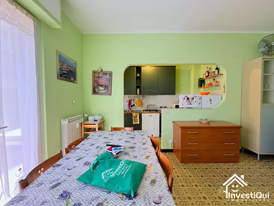 Immagine 8 di Bilocale in vendita  in Via Eugenio Montale 21 a Pietra Ligure