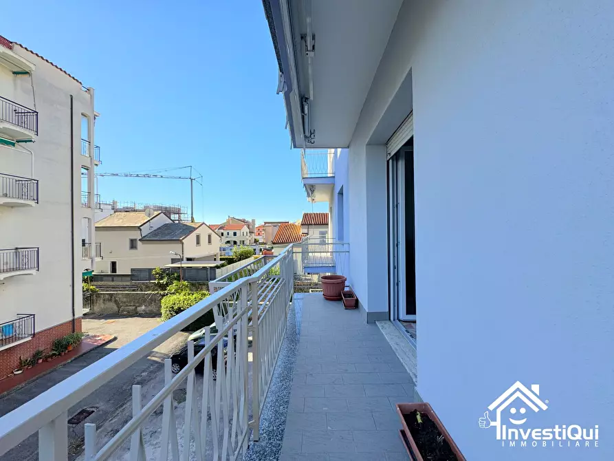 Immagine 21 di Bilocale in vendita  in Via Goffredo Mameli 63 a Pietra Ligure